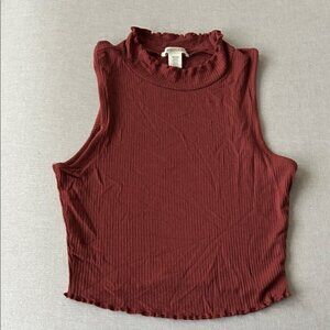 Bozzolo Ribbed and Ruffled Mockneck Sleeveless Crop Top